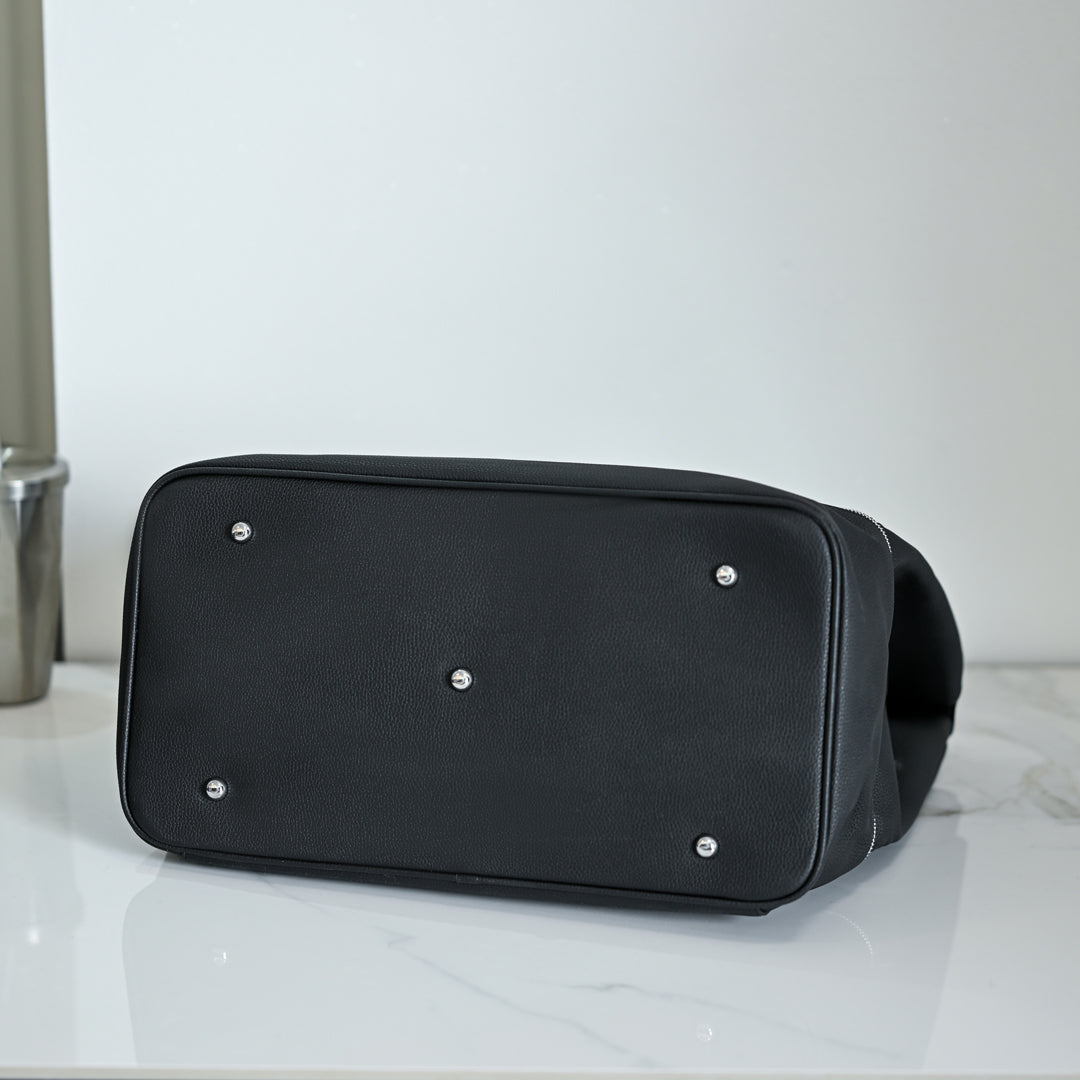 The Weekend Voyager Tote