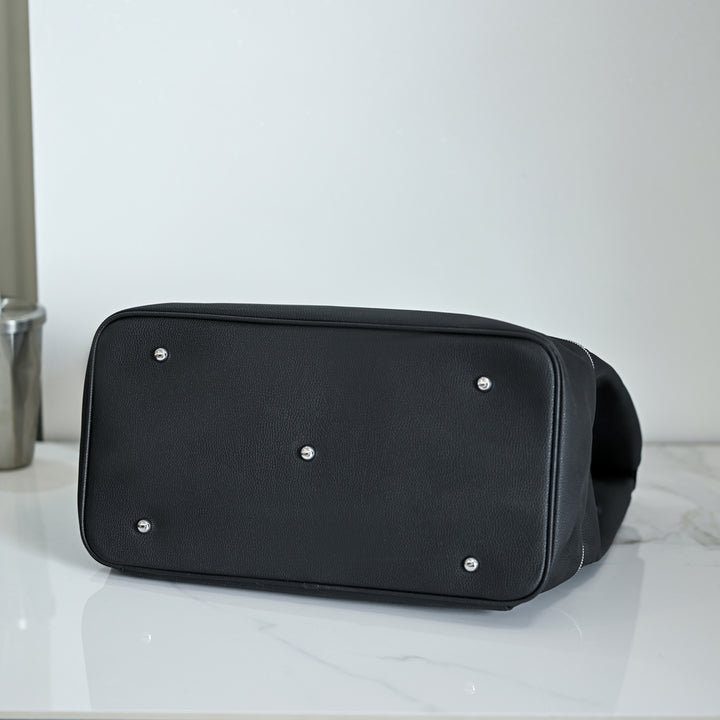 The Weekend Voyager Tote