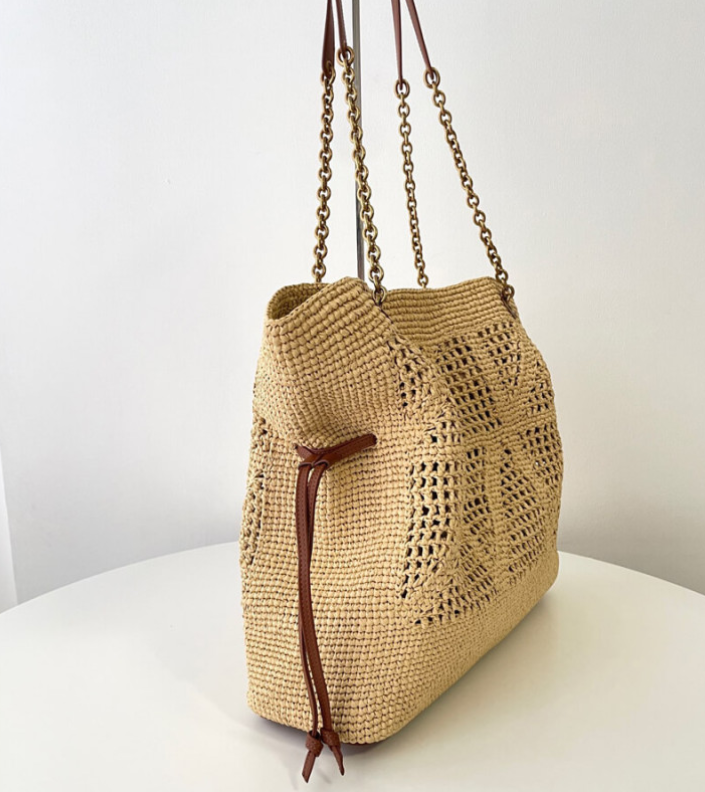 Raffia bag interior view