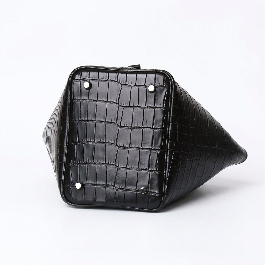 Noir Croc Bucket