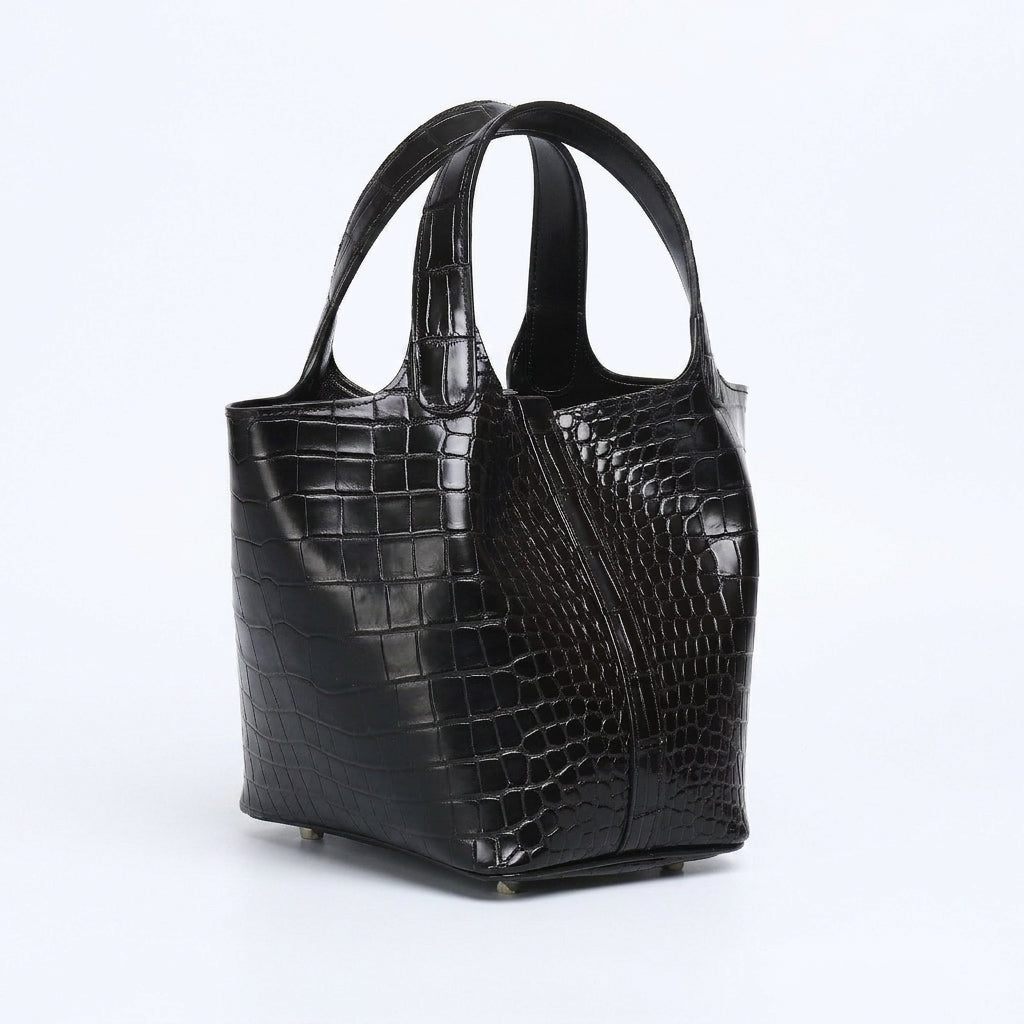 Noir Croc Bucket