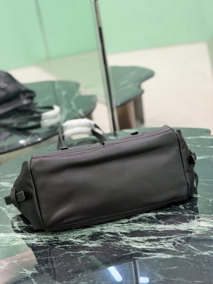 Everyday black leather structured tote bag