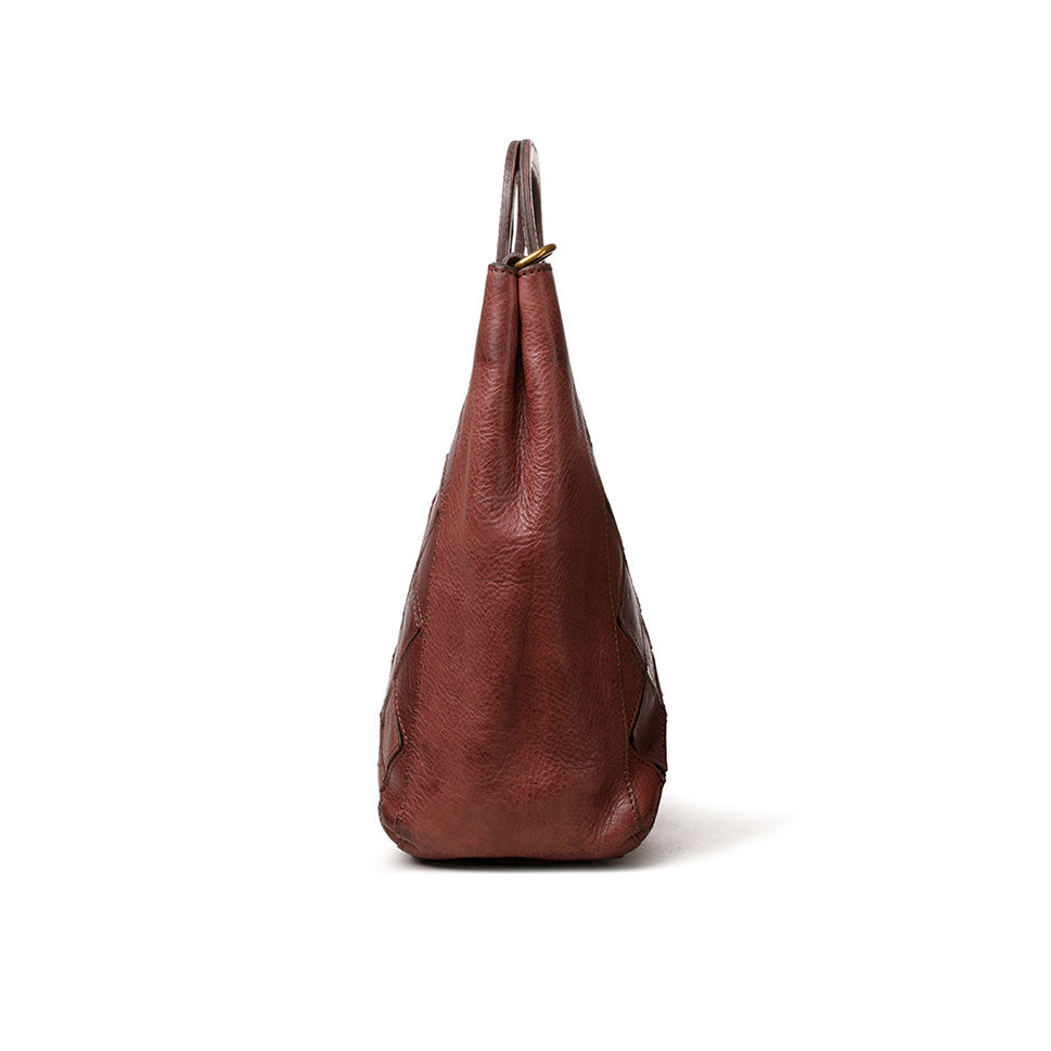 Elegant quilted leather handbag for women